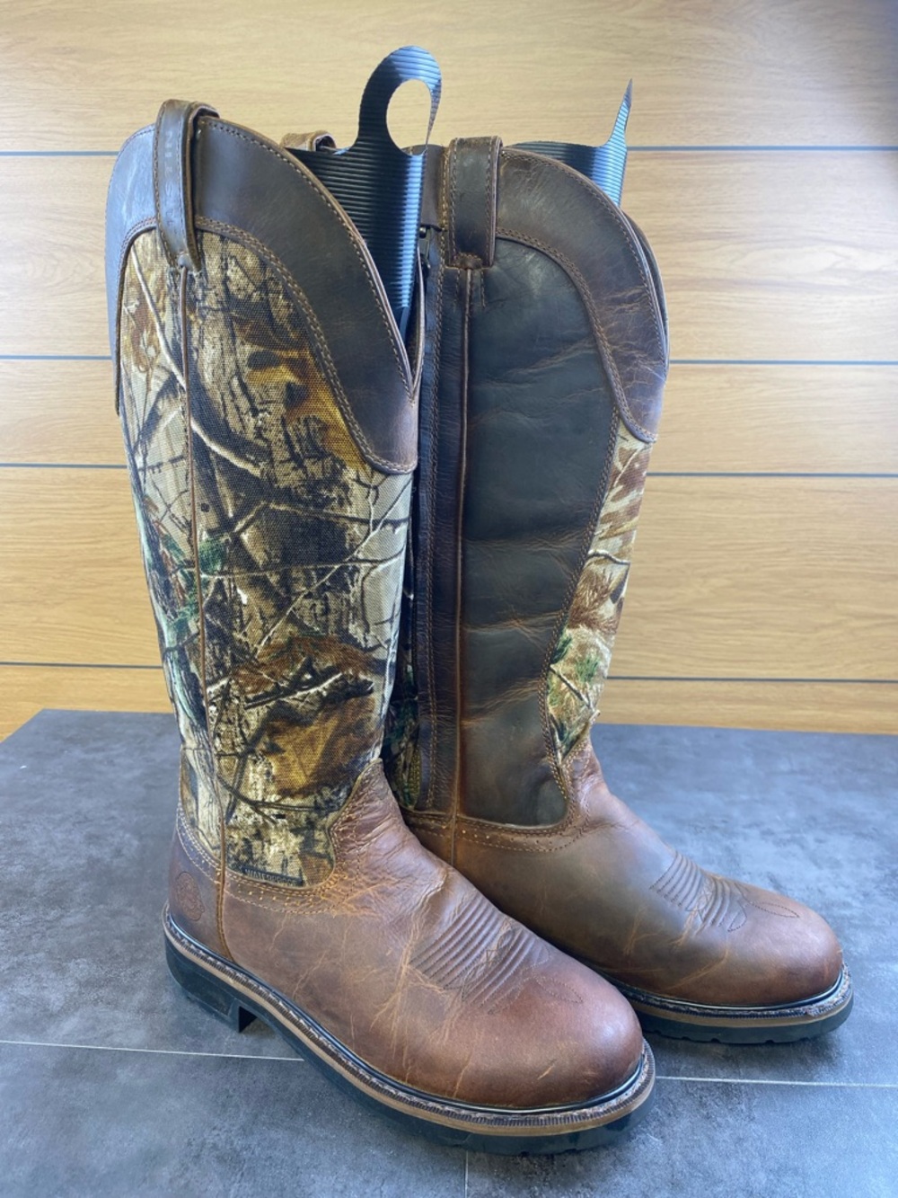 Justin Stampede Snake Boots Brown Leather/Camo size 9D-worn once